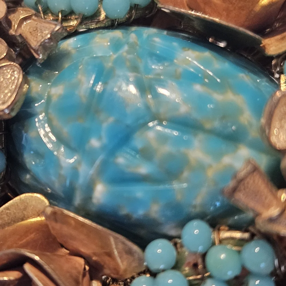 Vintage Miriam Haskell Floral Turquoise Glass Scarab Rhinestone Gold Brooch - Picture 4 of 7